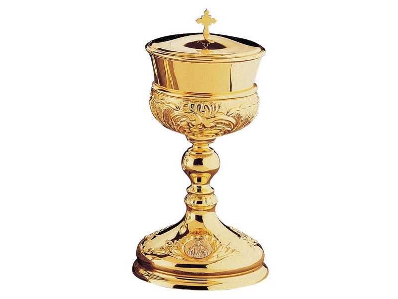 Ciborium Messing vergoldet, H: 24cm, ø: 11cm, m.Christusmed. Ciborium Messing vergoldet, H: 24cm, ø: 11cm, m.Christusmed.