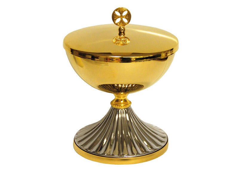 Ciborium Messing verg., Fuß silberfärbig, H: 16cm, ø 11,5cm