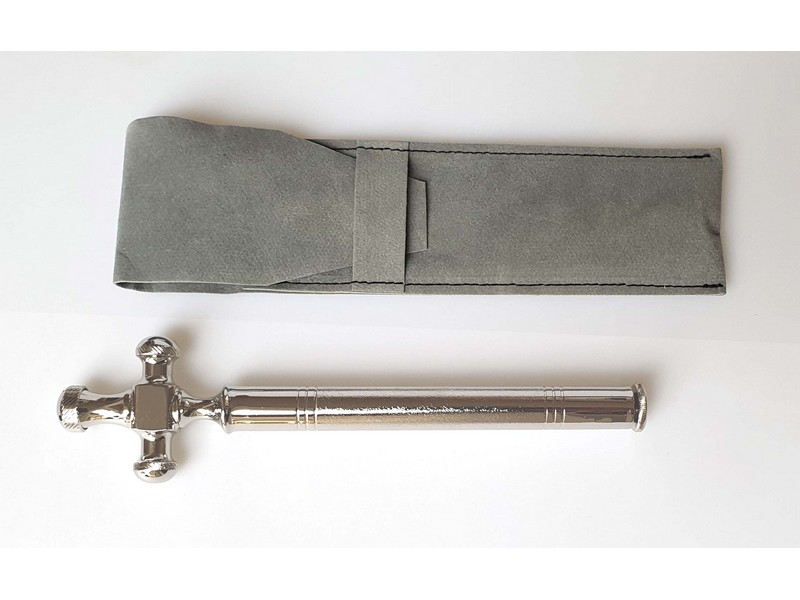 Aspergill vernickelt mit Tasche, L: 20,5 cm Aspergill vernickelt mit Tasche, L: 20,5 cm